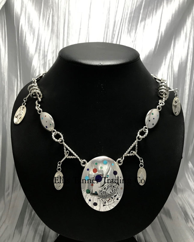 Benson Manygoats Silver Chain Inlayed Necklace front profile on necklace display. 