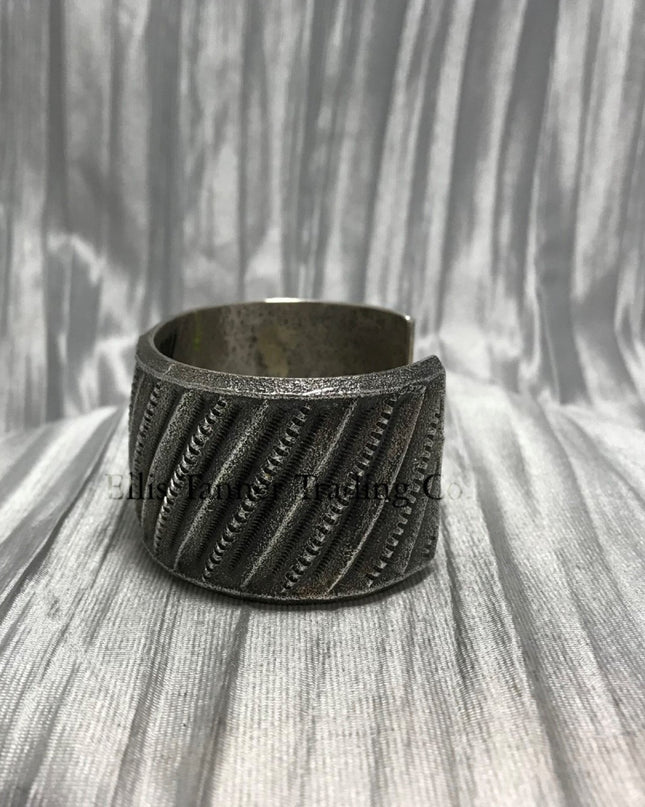 Harrison Jim Diagonal Line Cuff