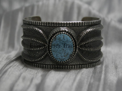 Silver Bracelet with one Kingman turquoise stone